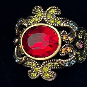 Heidi Daus Size 10 “Victorian Lace” Swarovski Crystals Vintage ring